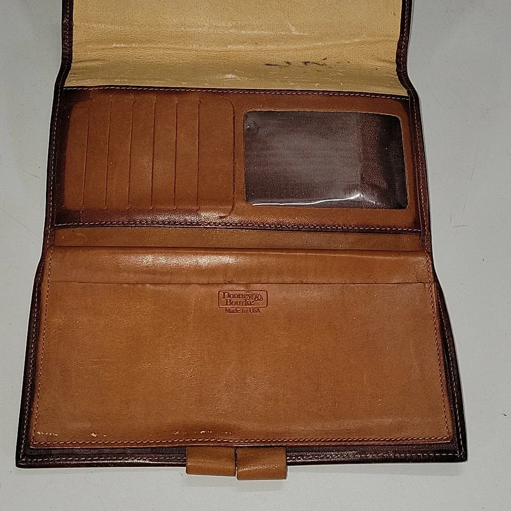 Dooney & Bourke used good